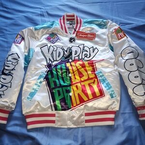 HEADWEAR CLASSICS MEN'S KID N PLAY HOUSE PARTY SATIN JACKET WHITE SIZE SMALL